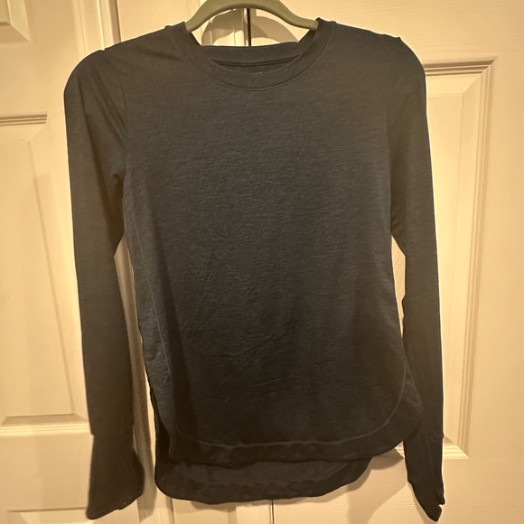 Athleta Uptempo Layer Long Sleeve Shirt | Size XXS - Picture 4 of 11